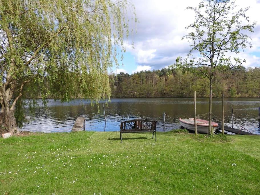 Dachwohnung Mit Wasserblick Und Eigenem Bootssteg Berlin Extérieur photo